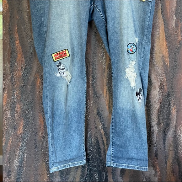 Torrid Mickey Mouse Distressed Jeans Women's PLUS 22R Disney - Picture 4 of 10